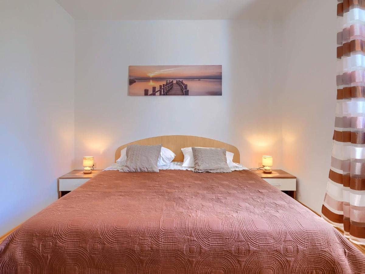 PUY Holiday Home House Eric&Paolo By Interhome מראה חיצוני תמונה