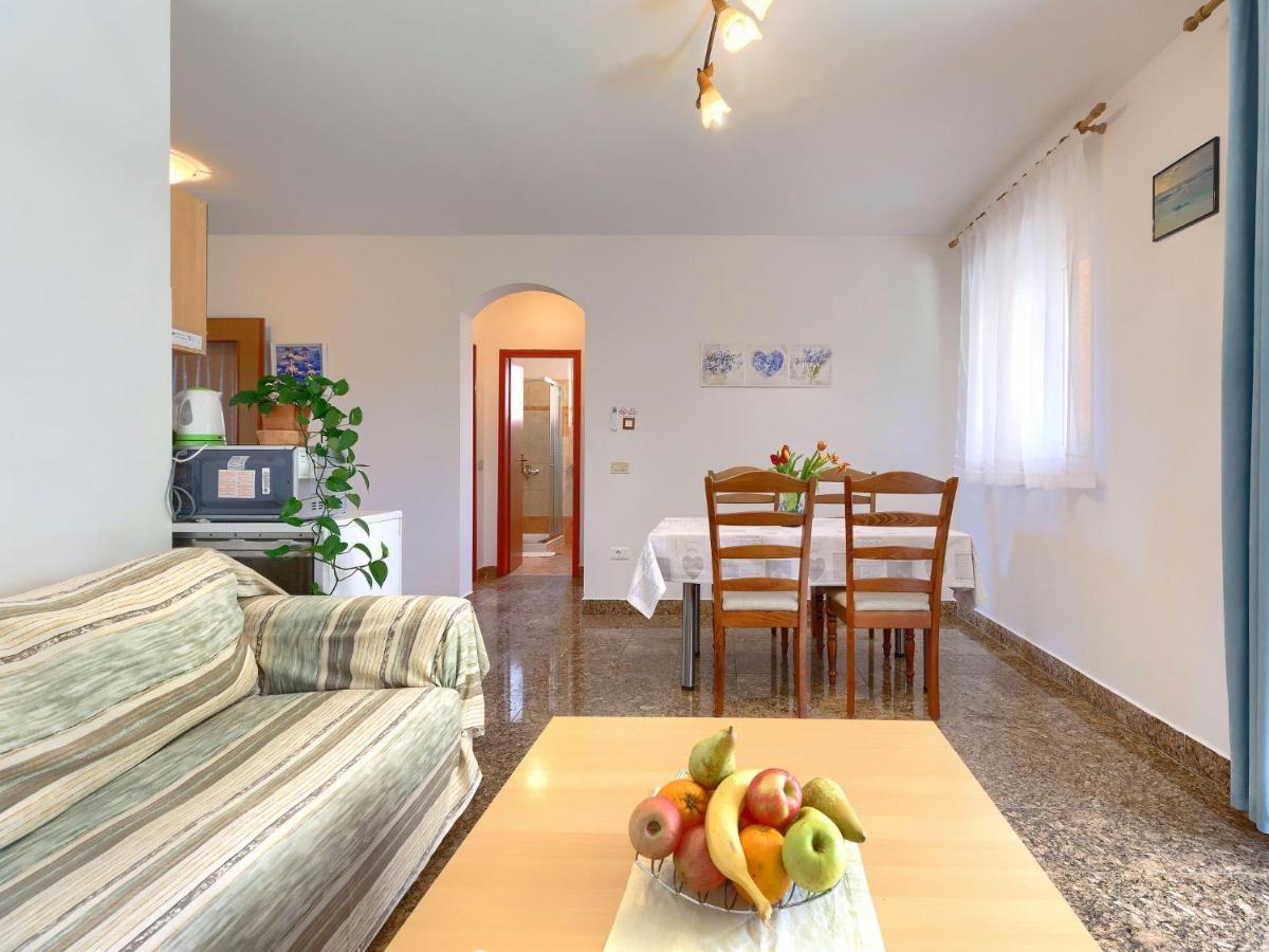 PUY Holiday Home House Eric&Paolo By Interhome מראה חיצוני תמונה