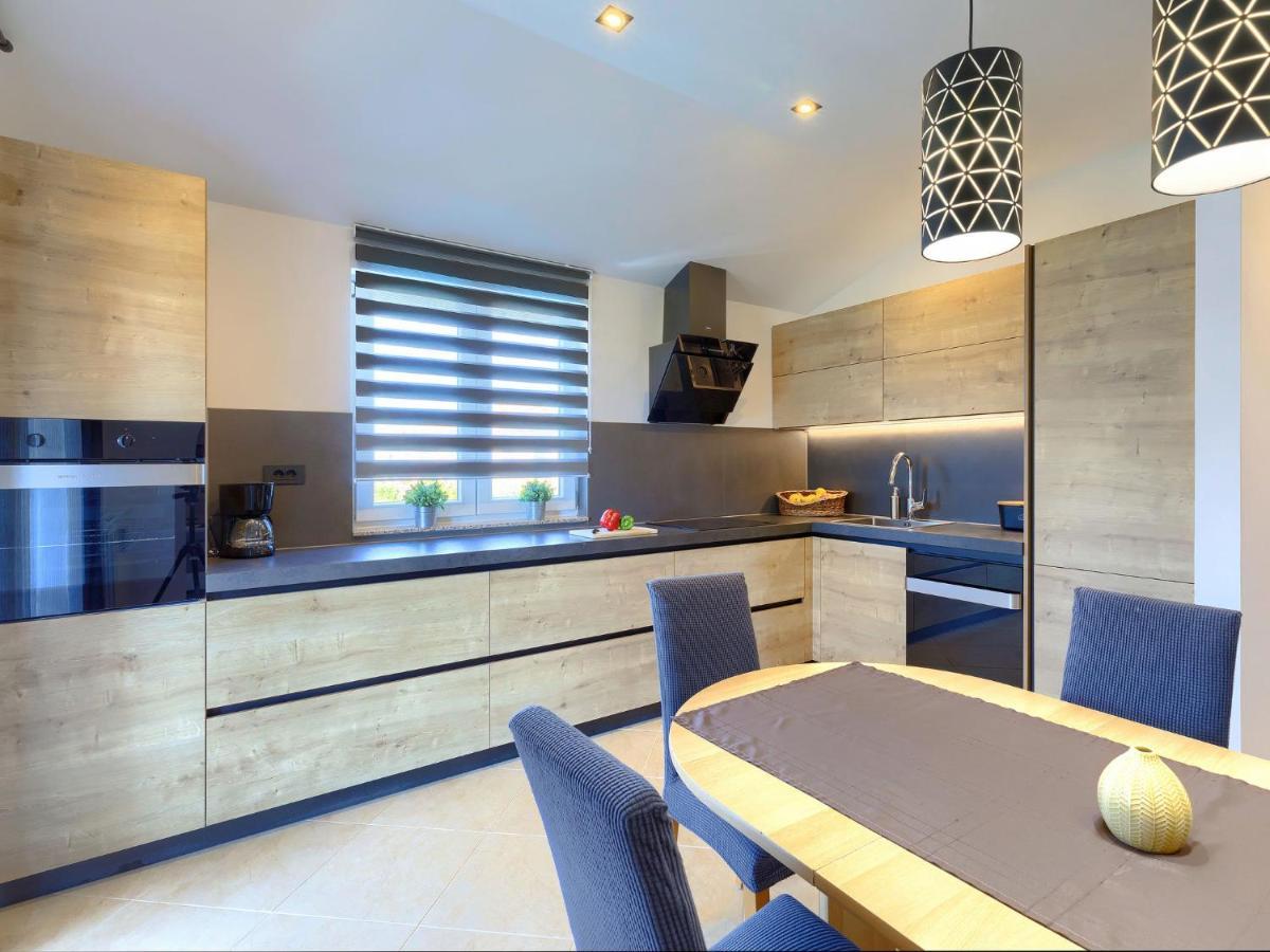 PUY Holiday Home House Eric&Paolo By Interhome מראה חיצוני תמונה