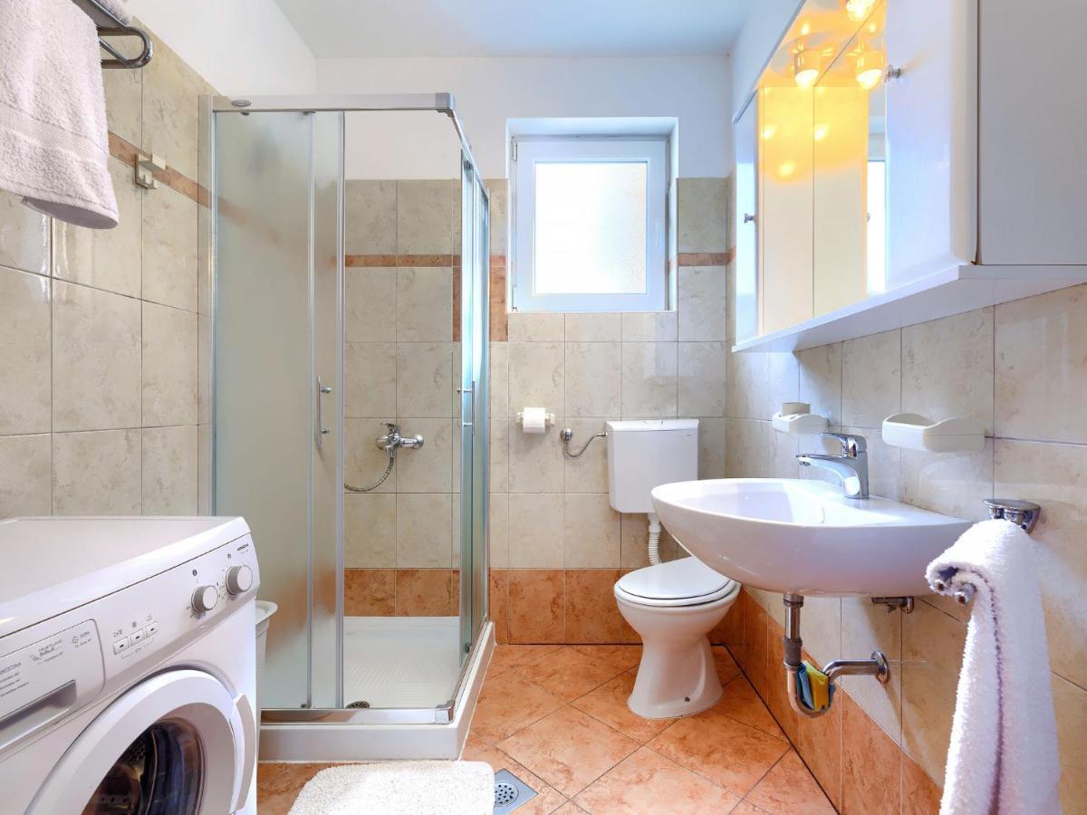 PUY Holiday Home House Eric&Paolo By Interhome מראה חיצוני תמונה