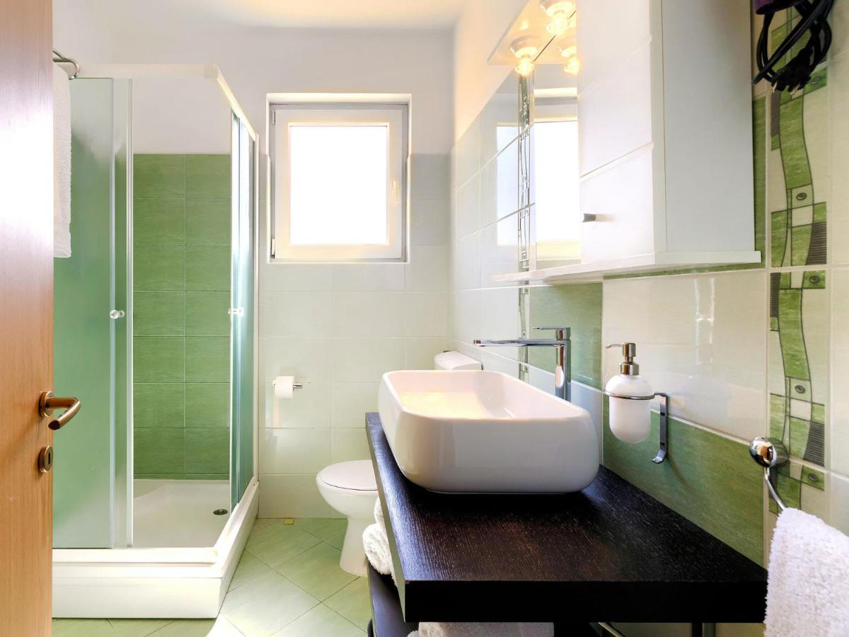 PUY Holiday Home House Eric&Paolo By Interhome מראה חיצוני תמונה