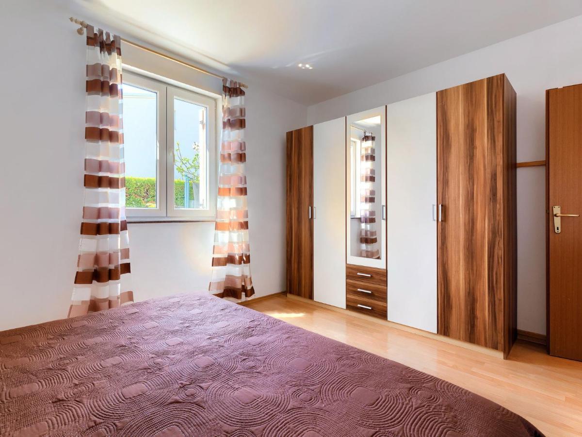 PUY Holiday Home House Eric&Paolo By Interhome מראה חיצוני תמונה